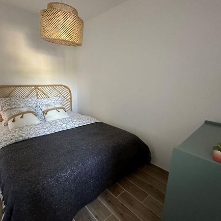 Very Cosy Apartment At 200 M From The Beaches La Londe-les-Maures Εξωτερικό φωτογραφία