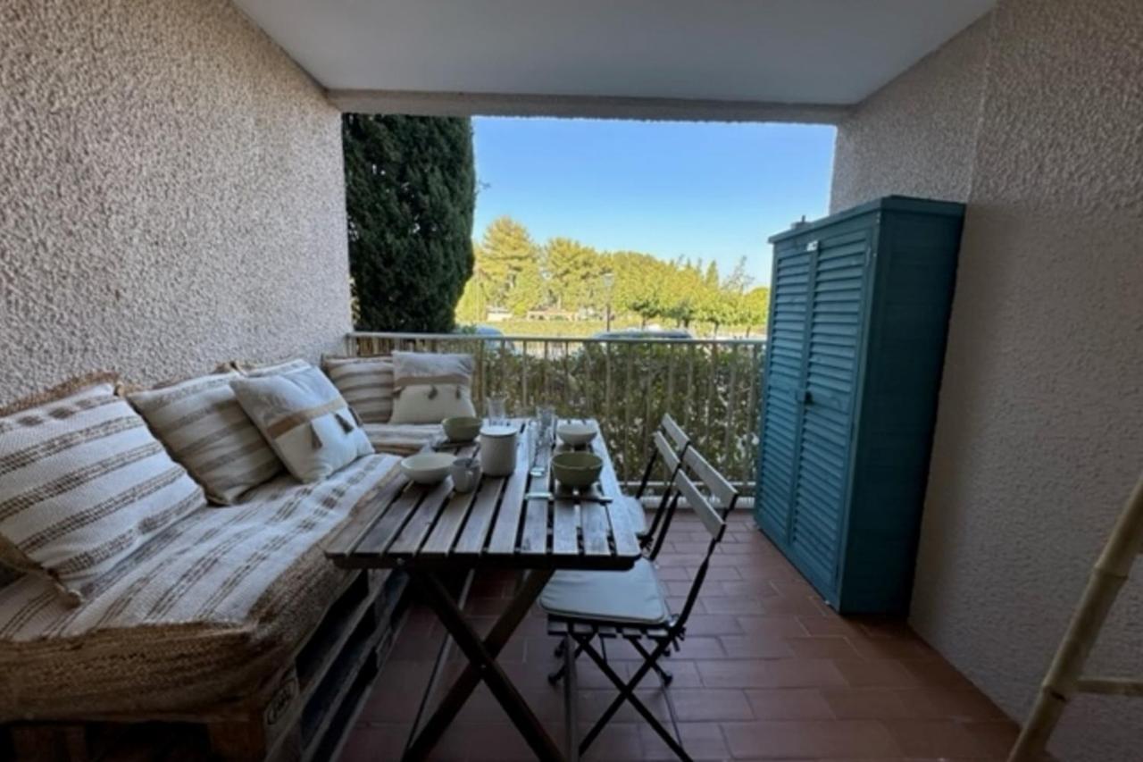 Very Cosy Apartment At 200 M From The Beaches La Londe-les-Maures Εξωτερικό φωτογραφία